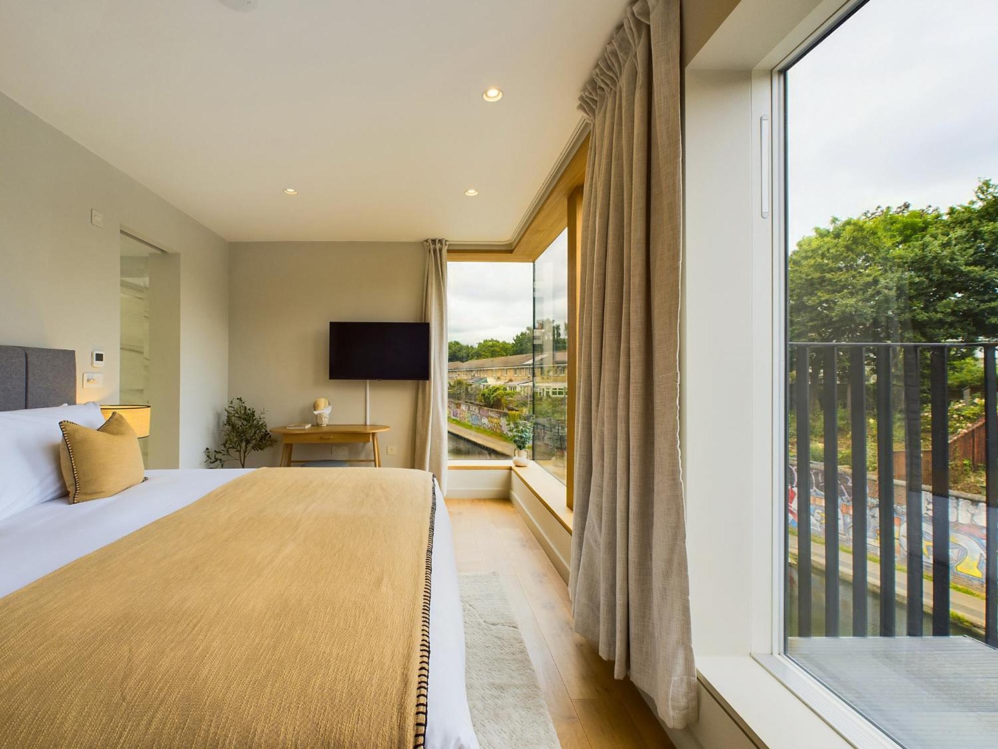 Be - The St Pancras Residences Apartment *